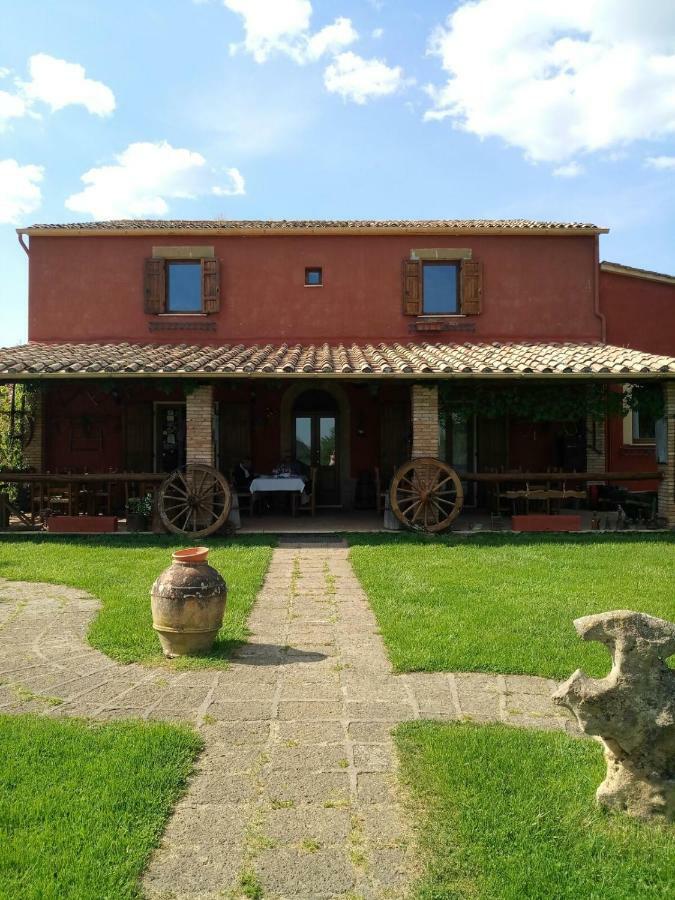 Agriturismo Castro Villa Ischia di Castro Bagian luar foto
